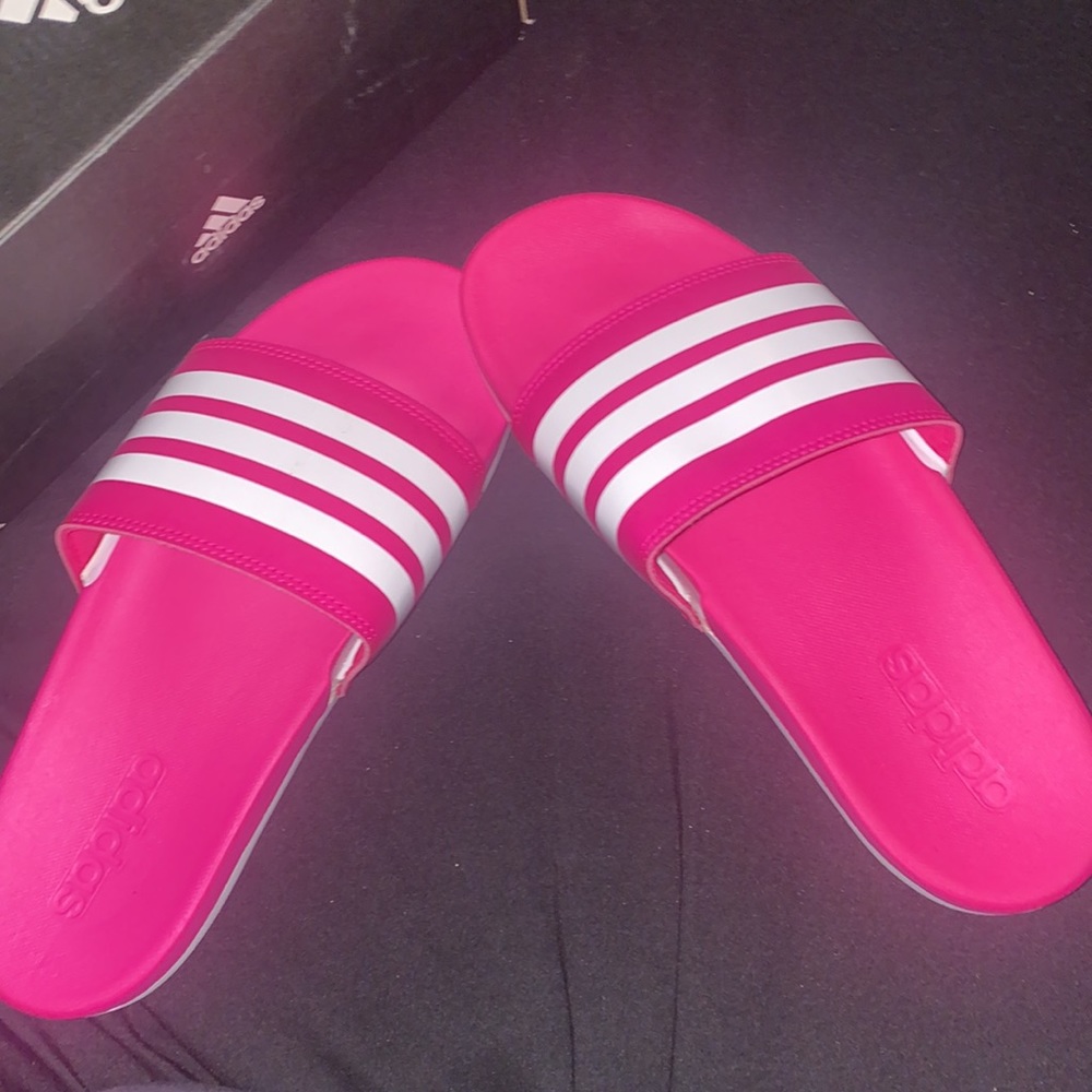 adilette comfort adidas slides, women’s size 9